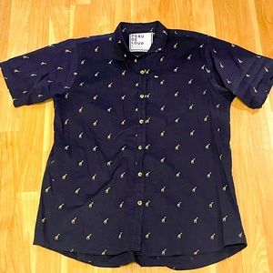 Navy blue (and giraffes) Peau De Loup button-down shirt in a size 14. Worn once!